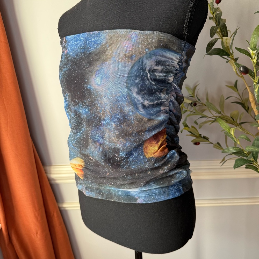 Urban Outfitters Galaxy Print Strapless Tube Top - Blue, Black, Orange